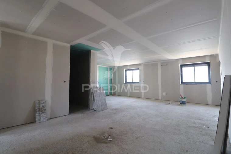 Apartamento T3 para Venda em Soutelo Foto 8
