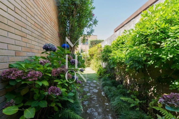 Moradia T4 para Venda em Matosinhos e Leça da Palmeira Foto 8