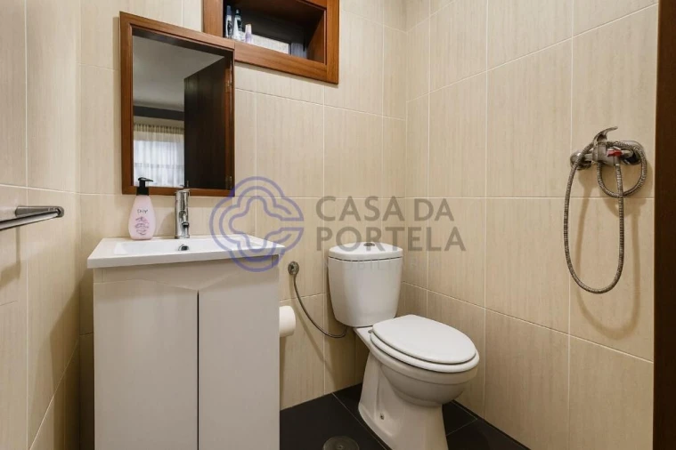 Moradia T2 para Venda em Campo e Sobrado Foto 9