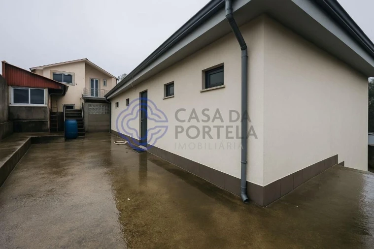 Moradia T2 para Venda em Campo e Sobrado Foto 3