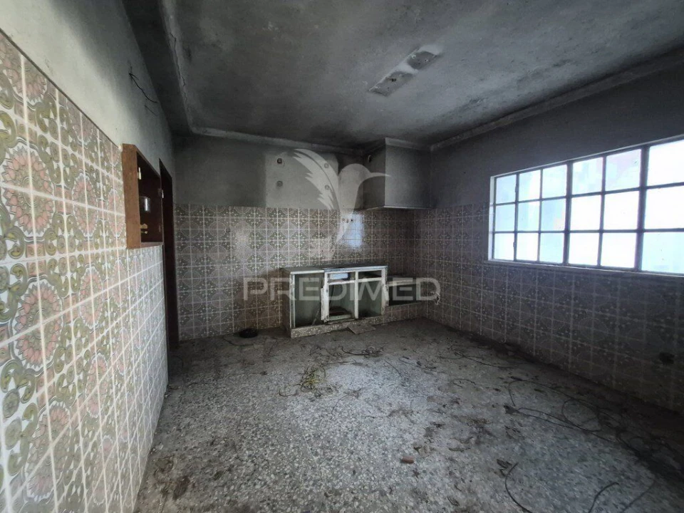 Moradia T3 para Venda em Quinta do Anjo Foto 11