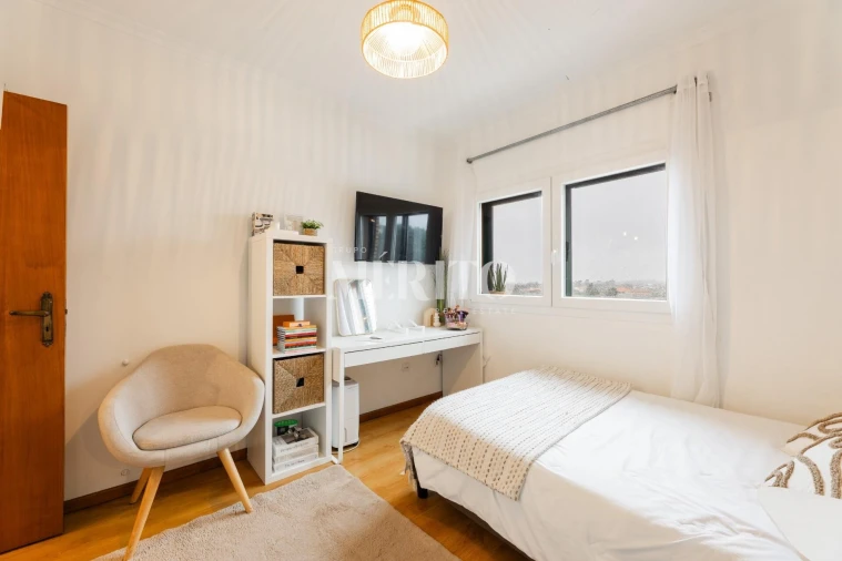 Apartamento T2 para Venda em Delães Foto 7