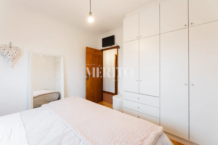 Apartamento T2 para Venda em Delães Foto 10