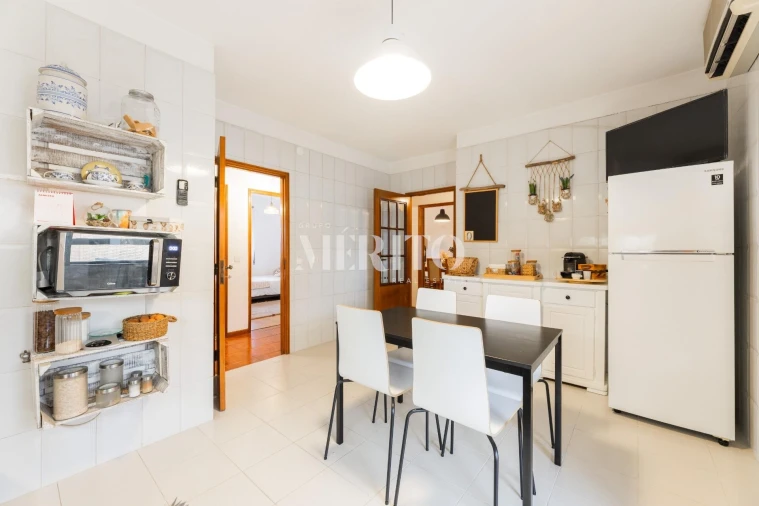 Apartamento T2 para Venda em Delães Foto 4