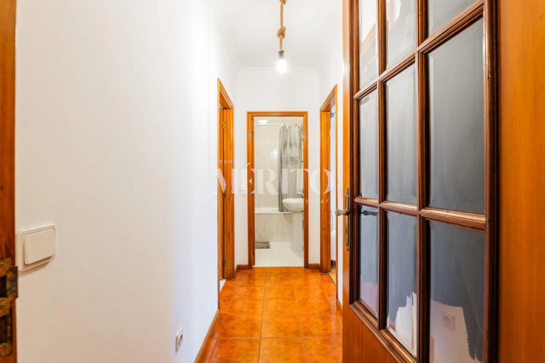 Apartamento T2 para Venda em Delães Foto 12