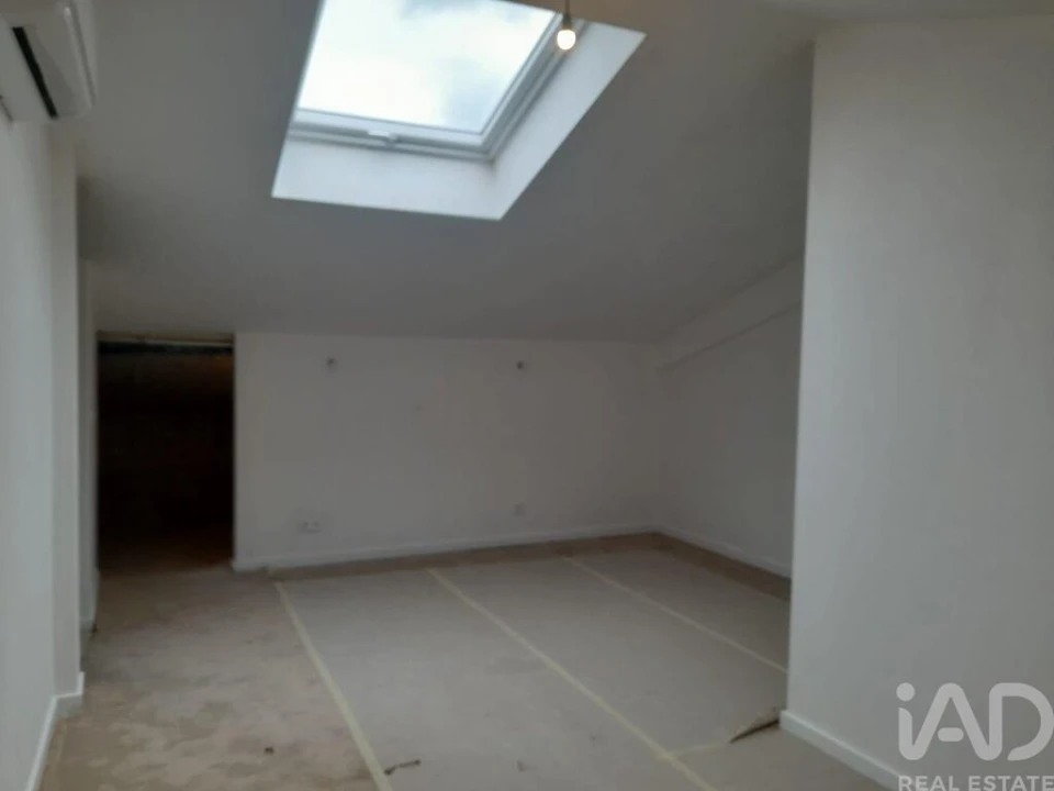 Apartamento T3 para Venda em Quinta do Conde Foto 16