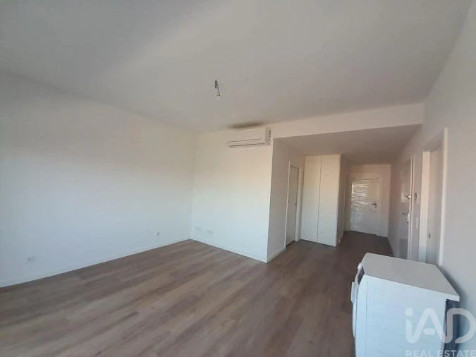 Apartamento T3 para Venda em Quinta do Conde Foto 5