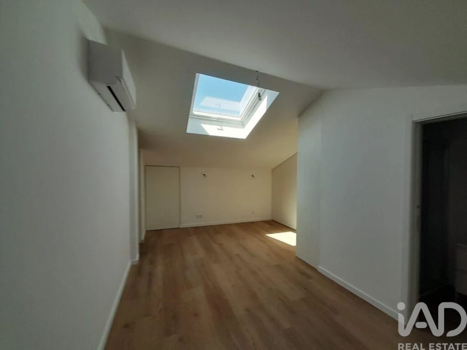 Apartamento T3 para Venda em Quinta do Conde Foto 16