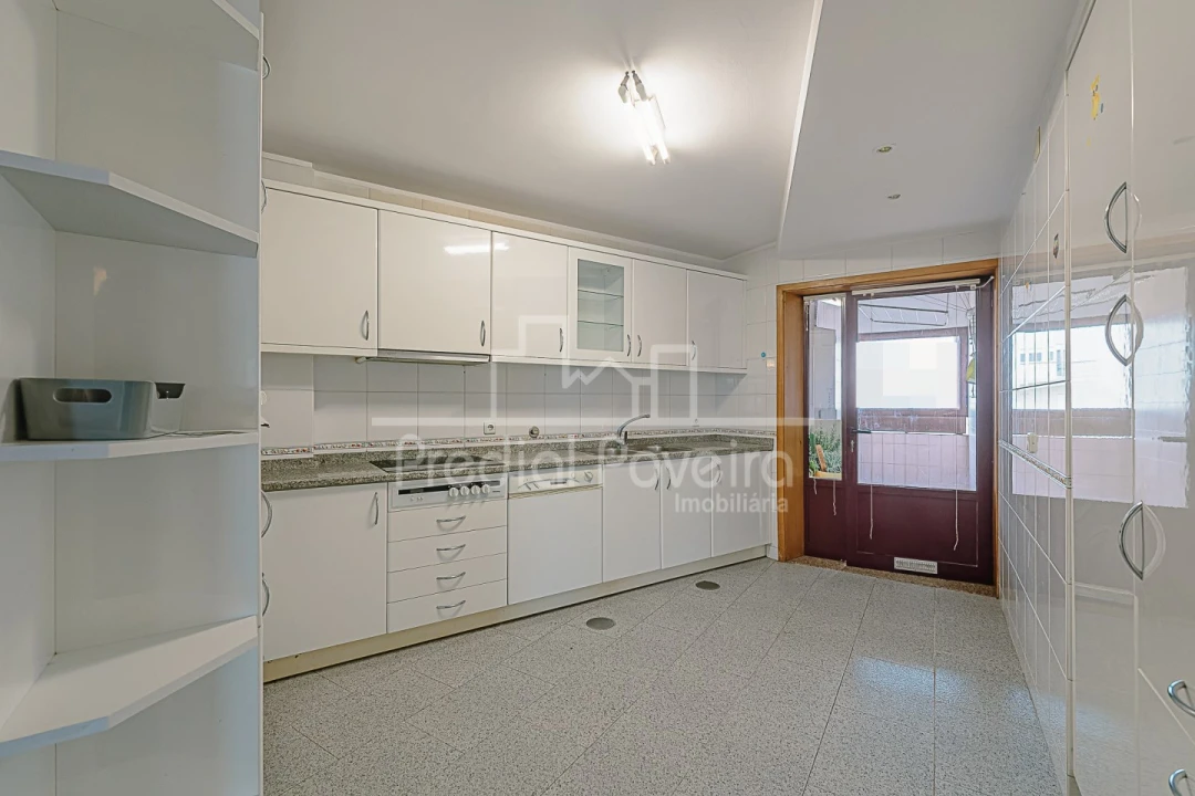 Apartamento T3 para Venda em Póvoa de Varzim, Beiriz e Argivai Foto 5