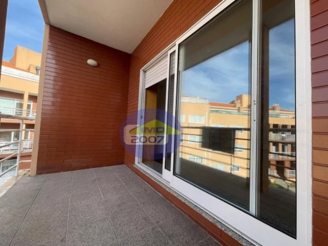 Apartamento T1 para Venda em Canelas Foto 2