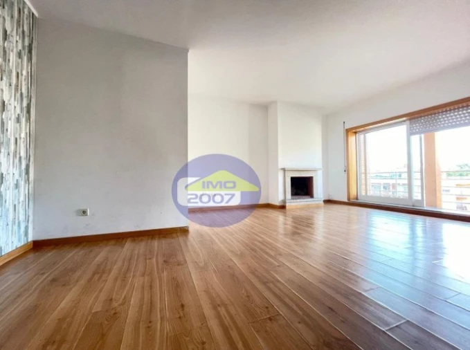 Apartamento T1 para Venda em Canelas Foto 8