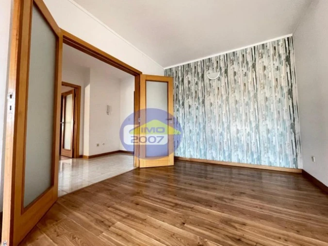 Apartamento T1 para Venda em Canelas Foto 10