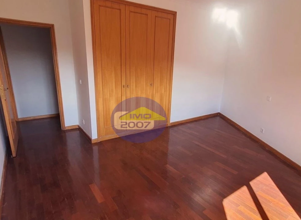Apartamento T3 para Venda em Pedroso e Seixezelo Foto 10