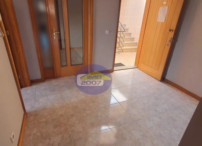 Apartamento T3 para Venda em Pedroso e Seixezelo Foto 3