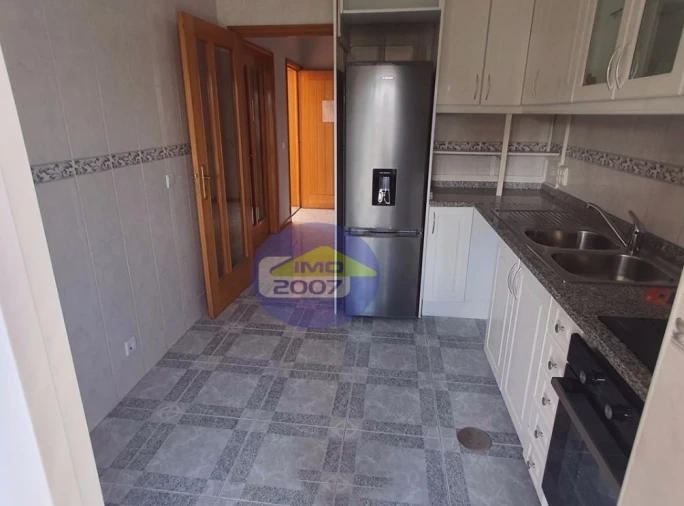 Apartamento T3 para Venda em Pedroso e Seixezelo Foto 4