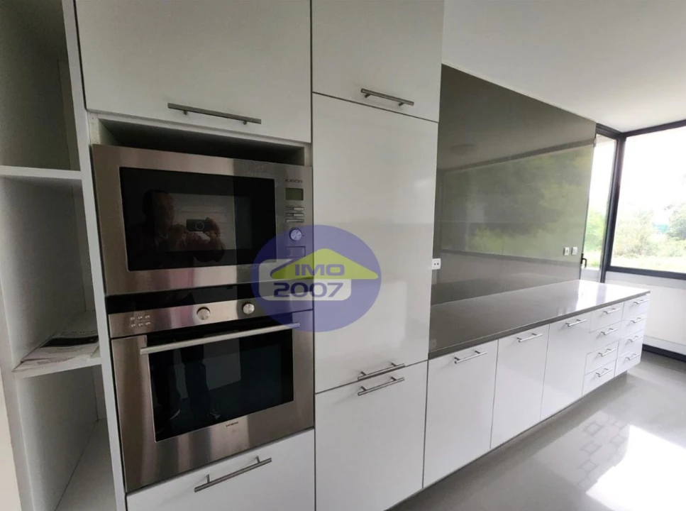 Apartamento T4 para Venda em Mafamude e Vilar do Paraíso Foto 8