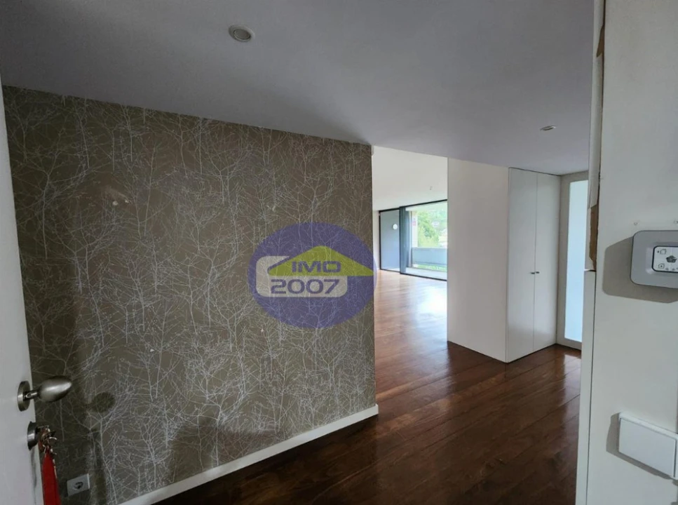 Apartamento T4 para Venda em Mafamude e Vilar do Paraíso Foto 10