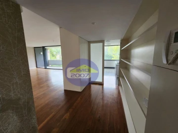 Apartamento T4 para Venda em Mafamude e Vilar do Paraíso