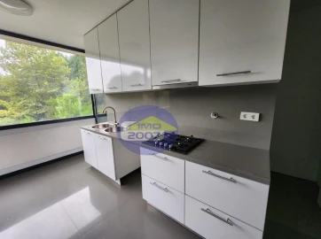Apartamento T4 para Venda em Mafamude e Vilar do Paraíso