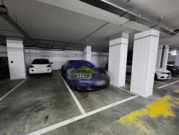 Apartamento T4 para Venda em Mafamude e Vilar do Paraíso