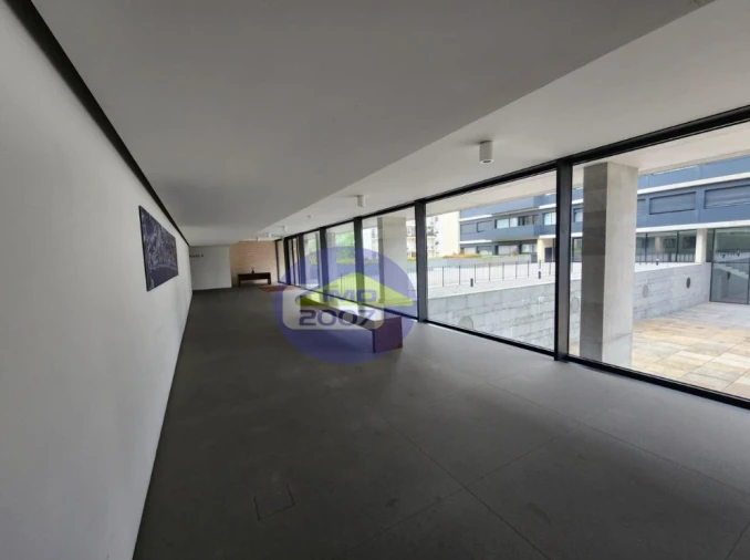 Apartamento T4 para Venda em Mafamude e Vilar do Paraíso Foto 3