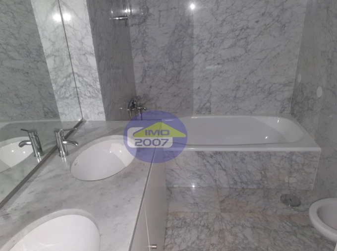 Apartamento T4 para Venda em Mafamude e Vilar do Paraíso Foto 14