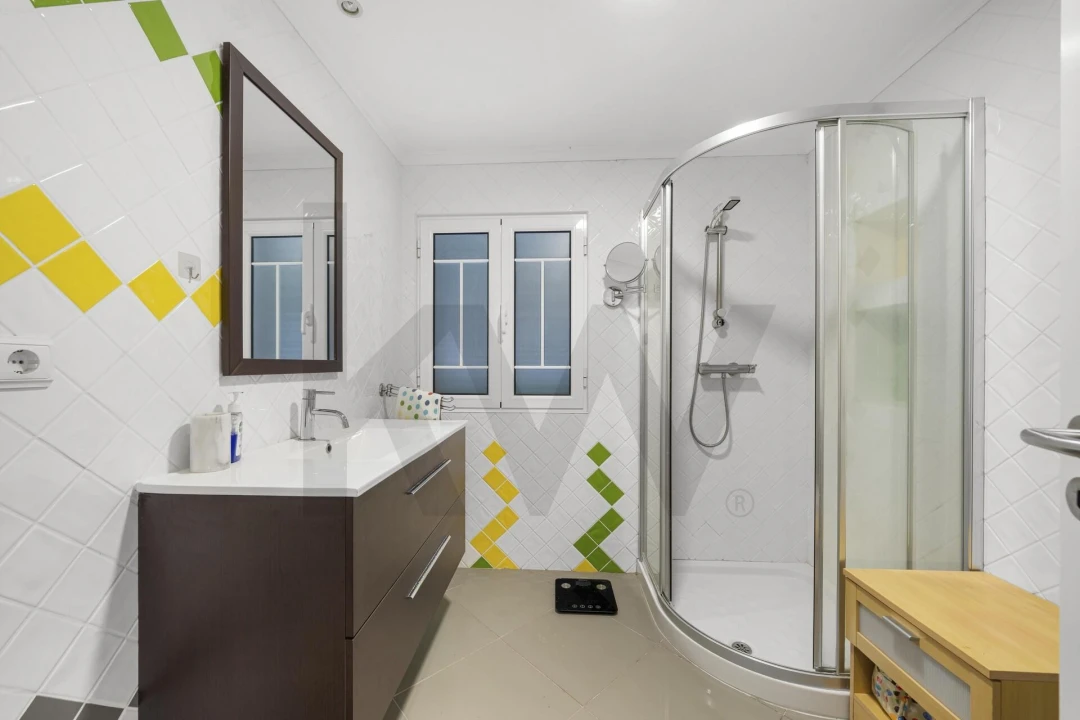 Moradia T3 para Venda em Funchal (Santa Maria Maior) Foto 8