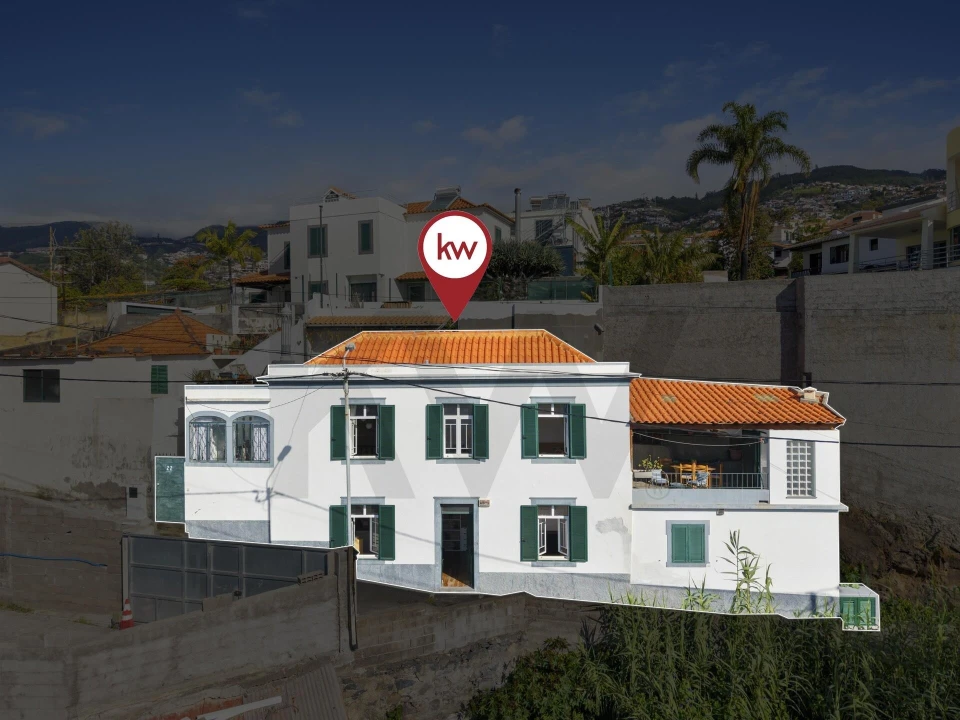 Moradia T3 para Venda em Funchal (Santa Maria Maior) Foto 2