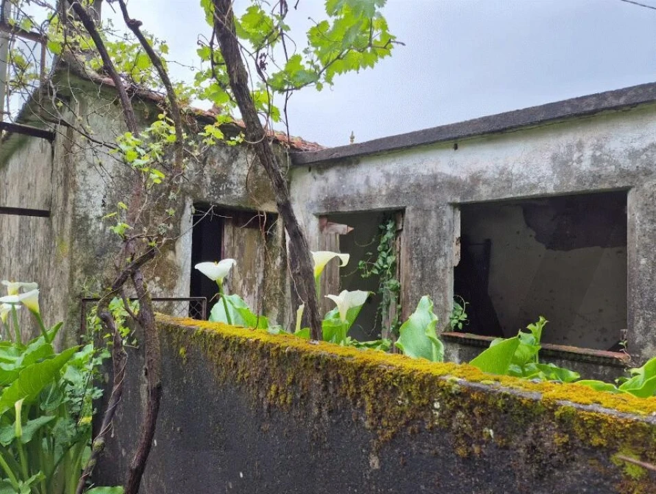 Moradia T2 para Venda em Candemil e Gondar Foto 12
