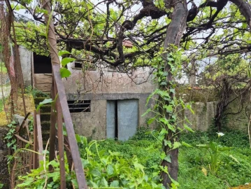 Moradia T2 para Venda em Candemil e Gondar