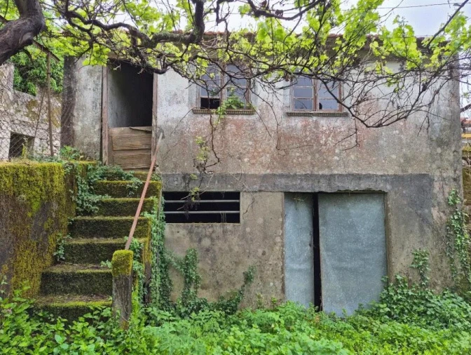 Moradia T2 para Venda em Candemil e Gondar Foto 6