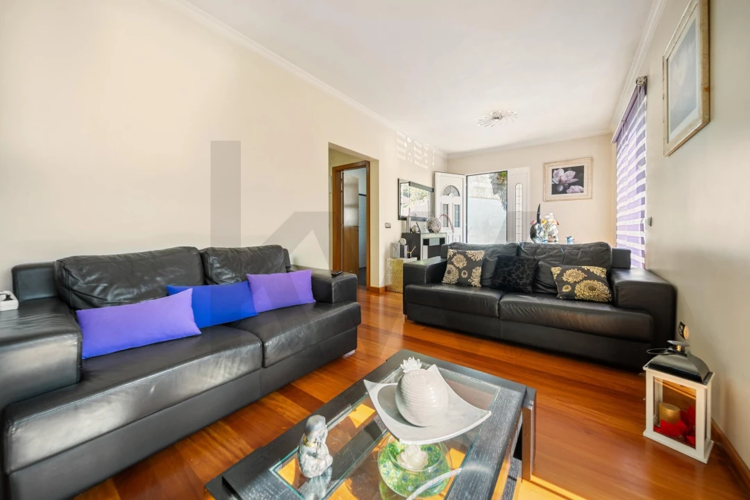 Moradia T3 para Venda em Quinta Grande Foto 8