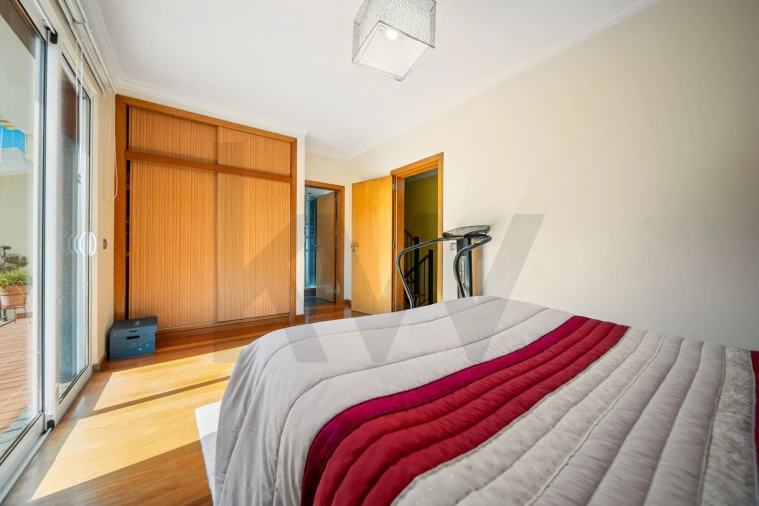 Moradia T3 para Venda em Quinta Grande Foto 35