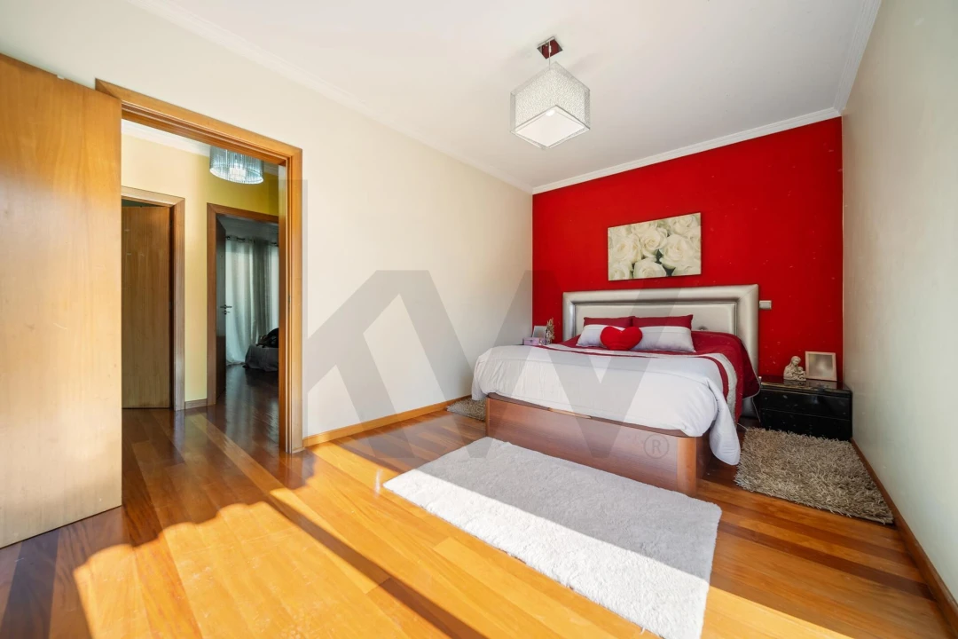 Moradia T3 para Venda em Quinta Grande Foto 37