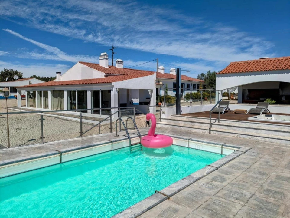 Quinta T6 para Venda em São Bento do Cortiço e Santo Estêvão Foto 2