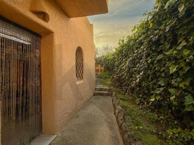 Moradia T3 para Venda em Quelfes Foto 42