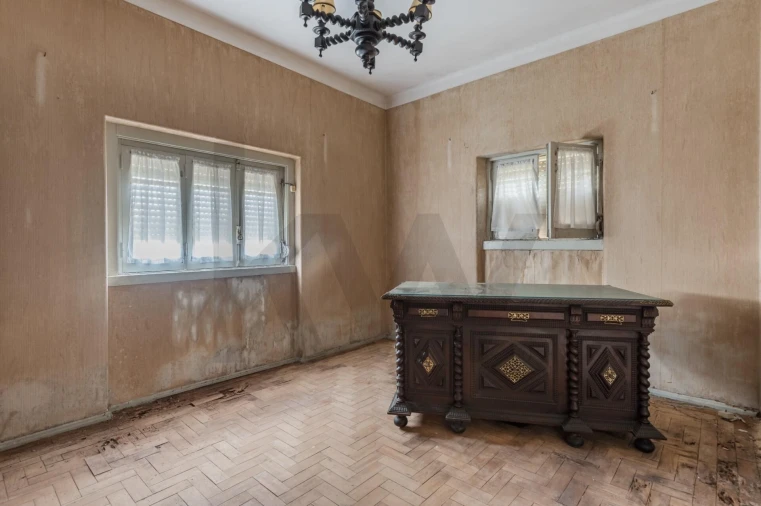 Moradia T6 para Venda em Carcavelos e Parede Foto 11