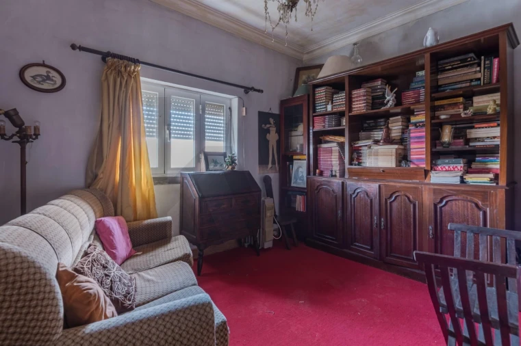 Moradia T6 para Venda em Carcavelos e Parede Foto 20