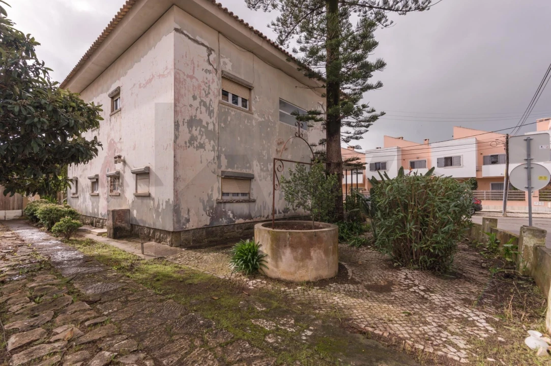 Moradia T6 para Venda em Carcavelos e Parede Foto 4