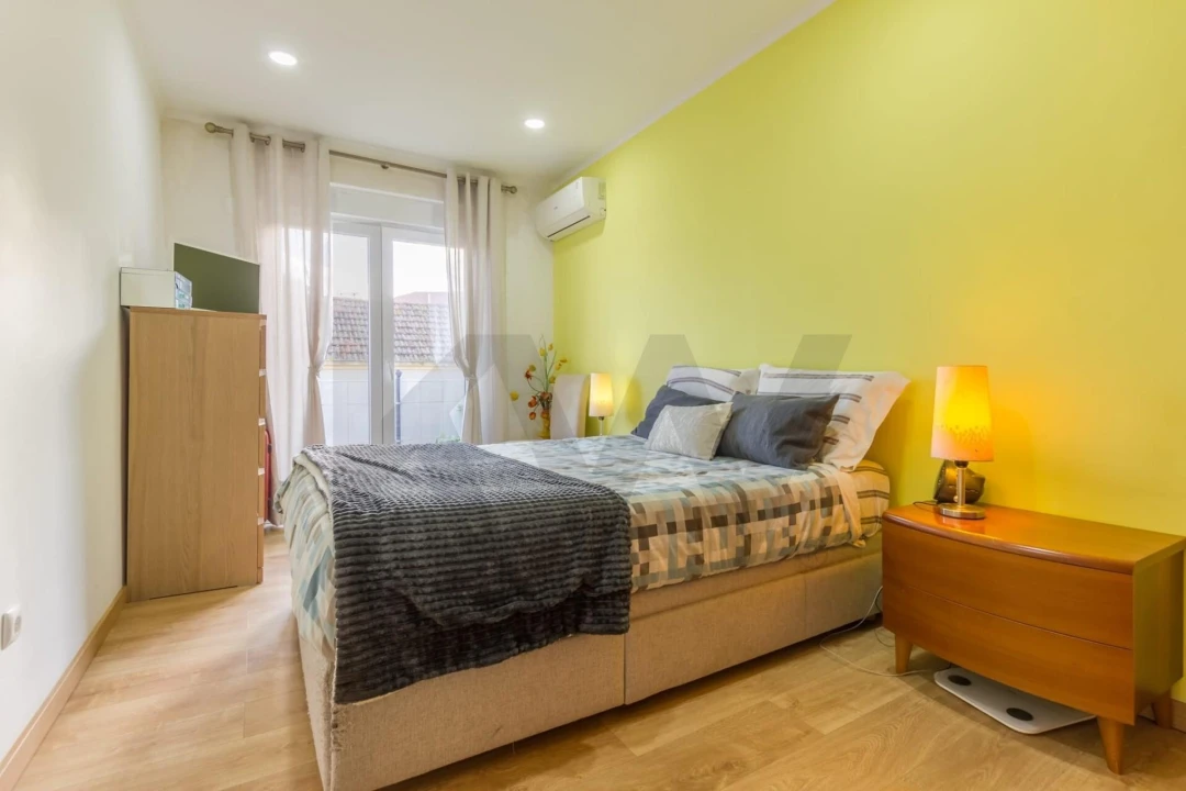 Apartamento T2 para Venda em Baixa da Banheira e Vale da Amoreira Foto 7