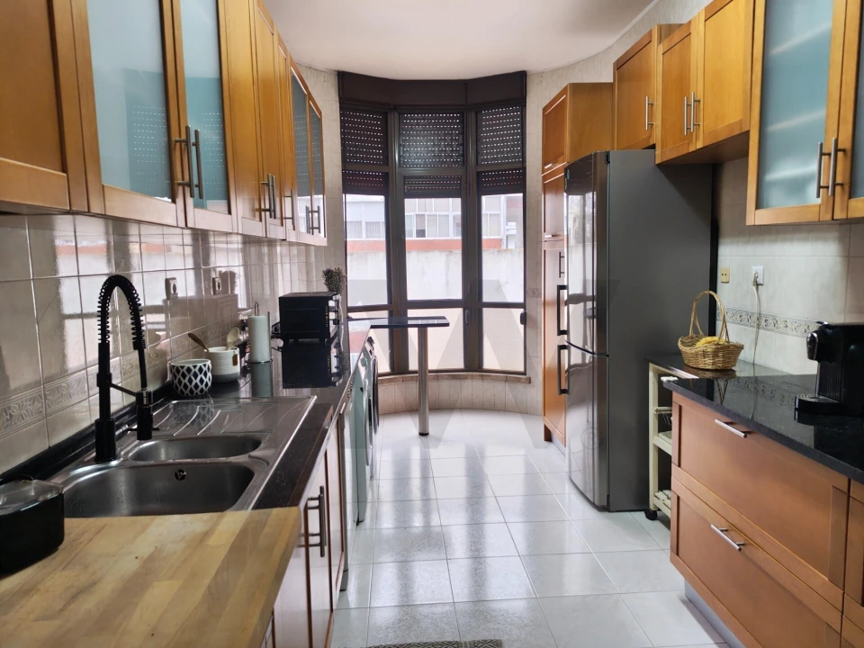 Apartamento T3 para Venda em Laranjeiro e Feijó Foto 41