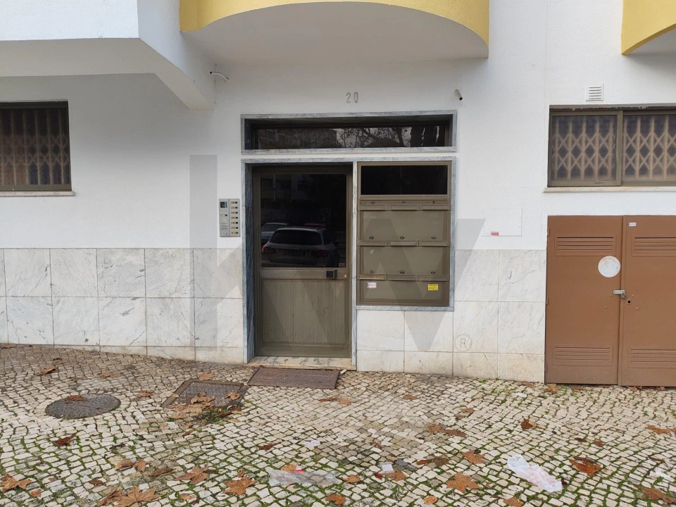 Apartamento T3 para Venda em Laranjeiro e Feijó Foto 49