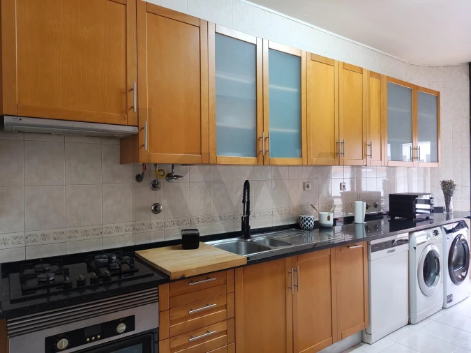 Apartamento T3 para Venda em Laranjeiro e Feijó Foto 42