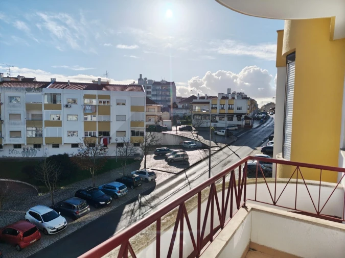 Apartamento T3 para Venda em Laranjeiro e Feijó Foto 5