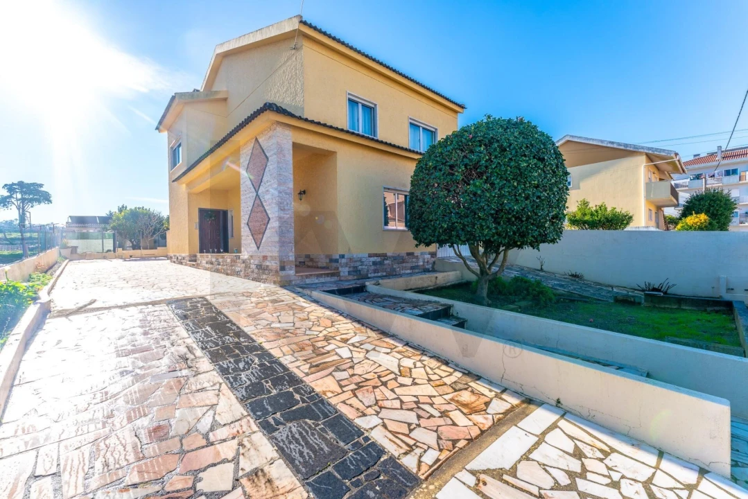 Moradia T3 para Venda em Mafra Foto 42