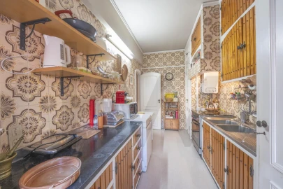 Apartamento T3 para Venda em Benfica