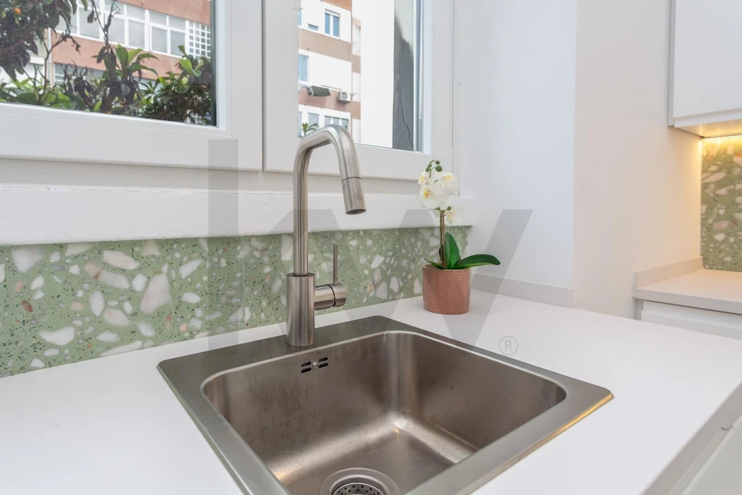 Apartamento T2 para Arrendamento em Alvalade Foto 15