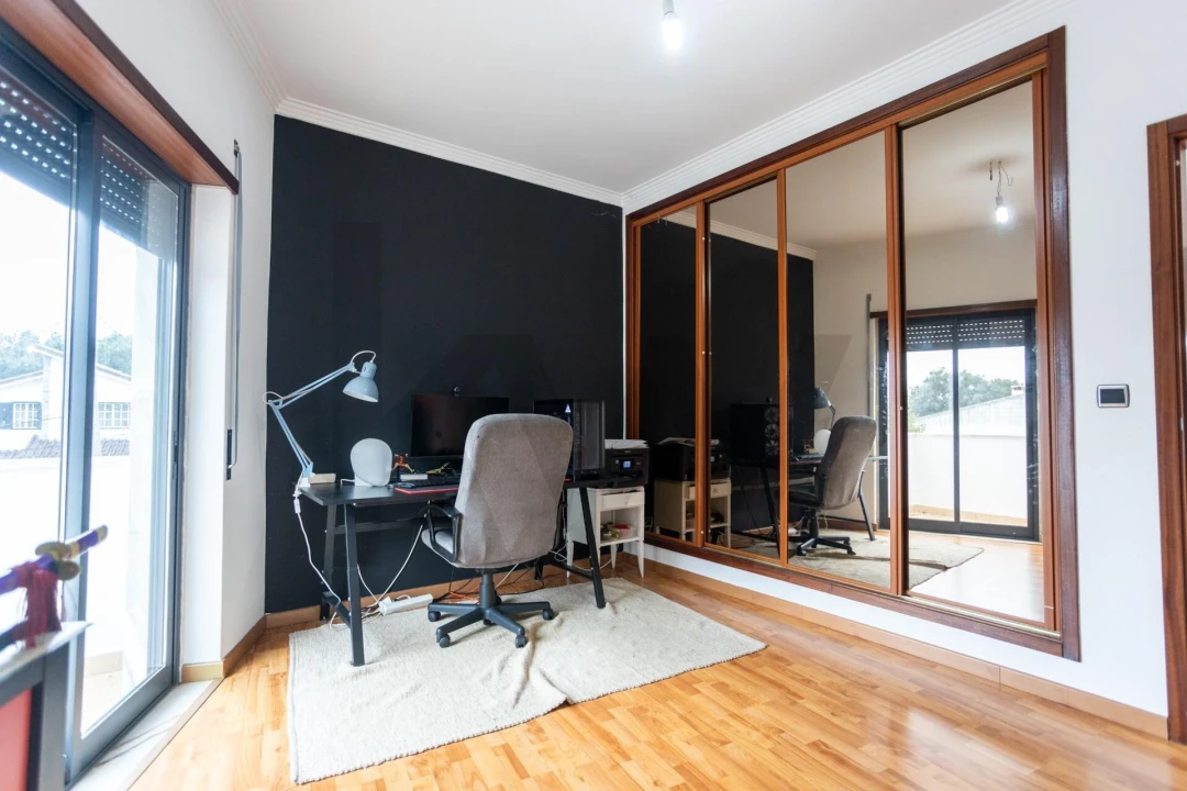 Moradia T4 para Venda em Amora Foto 17