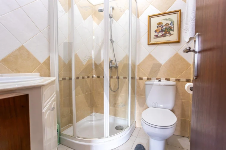 Moradia T4 para Venda em Amora Foto 21