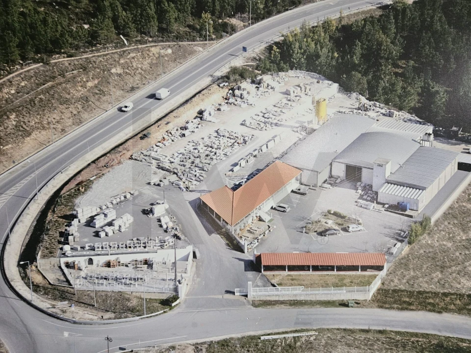 Negócio para Trespasse em Carapinha Foto 1